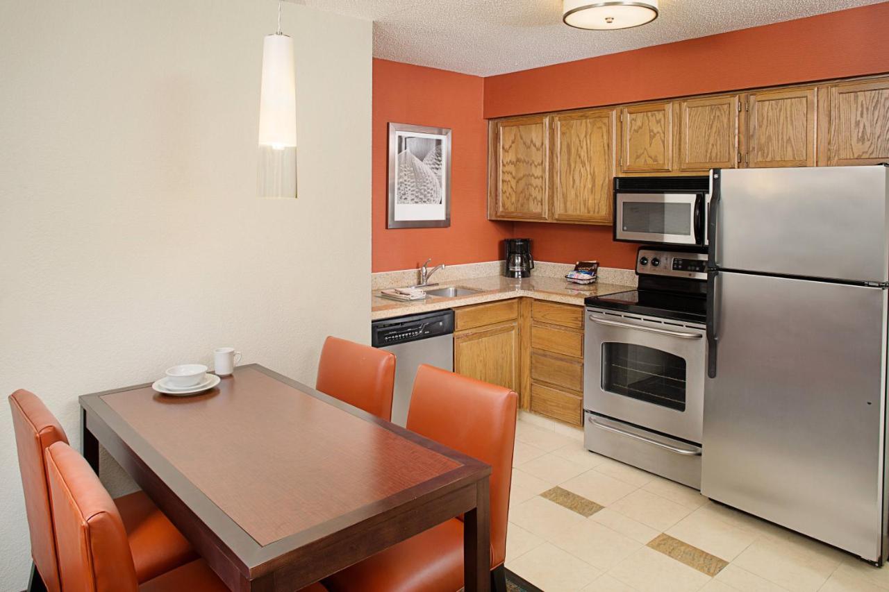 Residence Inn Chicago O'Hare ローズモント エクステリア 写真