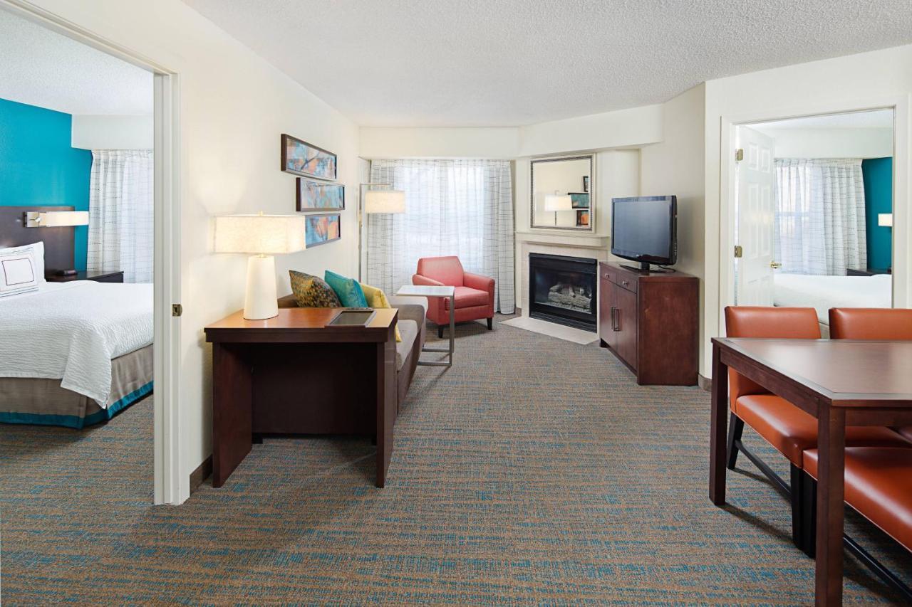 Residence Inn Chicago O'Hare ローズモント エクステリア 写真